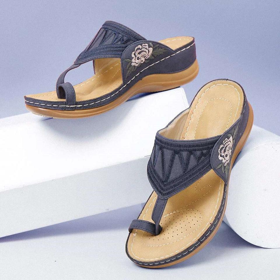 【Last 200 pairs】【Flash Sale💝 50% OFF⭐ Factory Outlet】EMBROIDERY COMFY WEDGES SANDALS