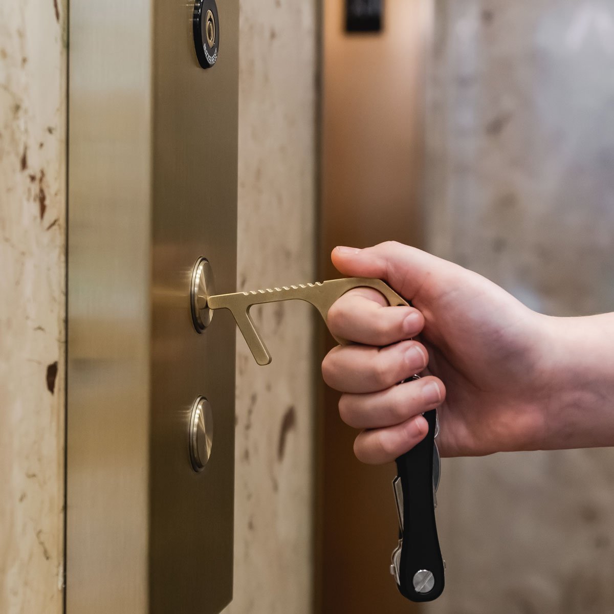 EVERYDAY CARRY- Antimicrobial Brass Hand Tool